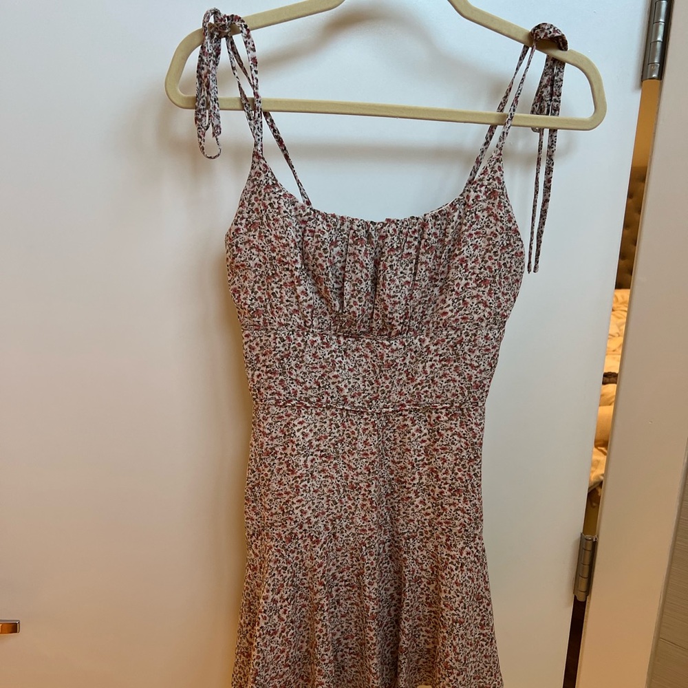 Princess Polly size 6 romper